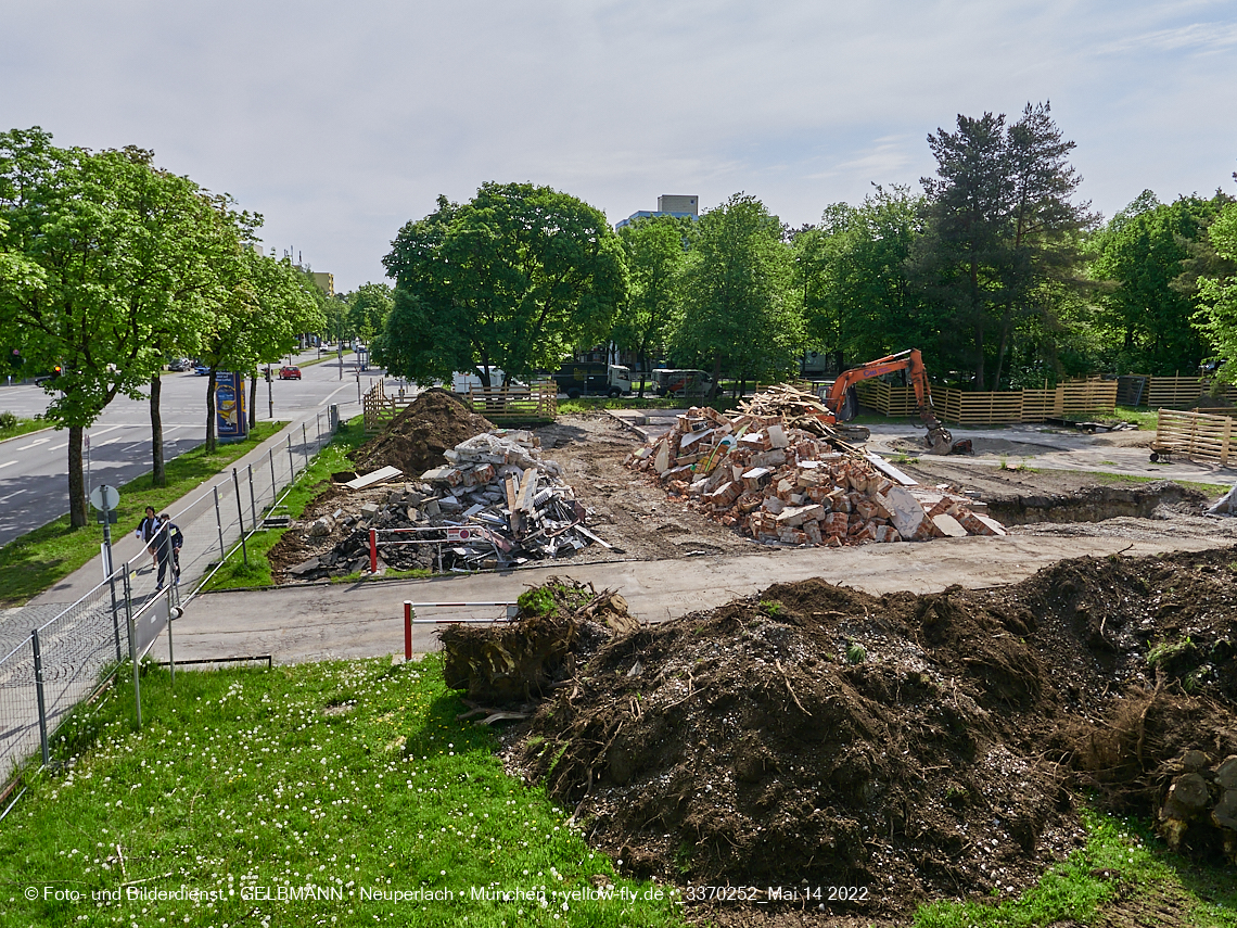 14.05.2022 - Baustelle am Haus für Kinder in Neuperlach